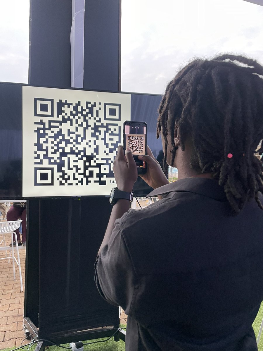 TekjuiceUganda's tweet photo. Have you joined the Tek Juice family ? 

Scan the QR code to register for the newly launched TEK TAKENT platform and seize the opportunity to be pushed forward to tech spaces that value and need the skills you possess 

#UGDevSummit https://t.co/DrjroYpaFN
