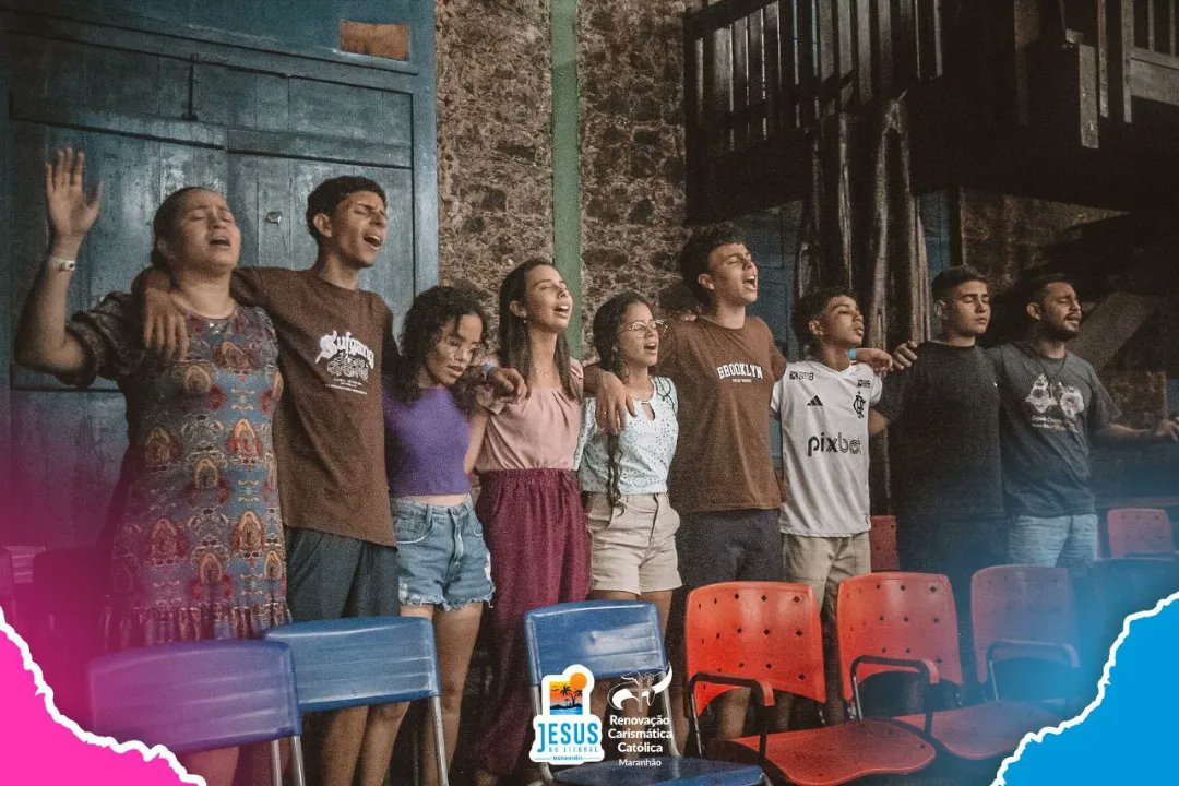rccma's tweet photo. "Ser santo é amar a Deus sobre todas as coisas." 
(Leonardo e Raquel Moraes - Coordenadores Estaduais do Ministério para as Famílias da RCC Maranhão)

Nosso segundo dia de missão encerrou com uma  Formação que teve como tema: Vocação – um caminho de santidade. https://t.co/Vh5pobwatW