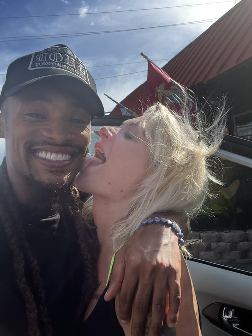 Had a great time meeting @GoddessHotLips https://t.co/YM4eLklxvX<a class="tags" target="_blank" title="On Twitter" href="/?out=eyJ0eXAiOiJKV1QiLCJhbGciOiJIUzUxMiJ9.eyJpYXQiOjE3MjQyMjM0NjEsImlzcyI6InR3cG9ybnN0YXJzLmNvbSIsIm5iZiI6MTcyNDIyMzQ2MSwiZXhwIjoxNzU1NzU5NDYxLCJyZWRpcmVjdF91cmwiOiJodHRwczovL3R3aXR0ZXIuY29tL0dvZGRlc3NIb3RMaXBzIn0.xywiSTEEviCp58sU6ydhYxyl6t4sclnoUIuBMnU6ln4Xzvv_mi6Bo_AtOUhYvrZz-MATJVI4gYYnrxfJZyCXEA">@GoddessHotLips</a><a href="/tag/smile"class="tags"><span>#smile</span></a><a href="/tag/sexy"class="tags"><span>#sexy</span></a><a href="/tag/snapchat"class="tags"><span>#snapchat</span></a><a href="/tag/f4f"class="tags"><span>#f4f</span></a><a href="/tag/blackexcellence"class="tags"><span>#blackexcellence</span></a><a href="/tag/dreads"class="tags"><span>#dreads</span></a>