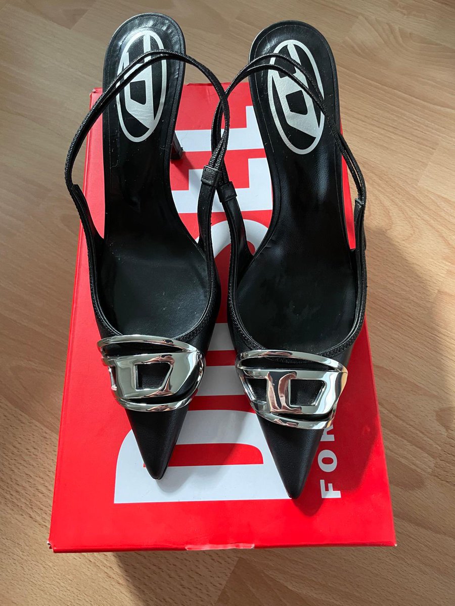 Diesel D-Venus pumps for sale
Dm for info