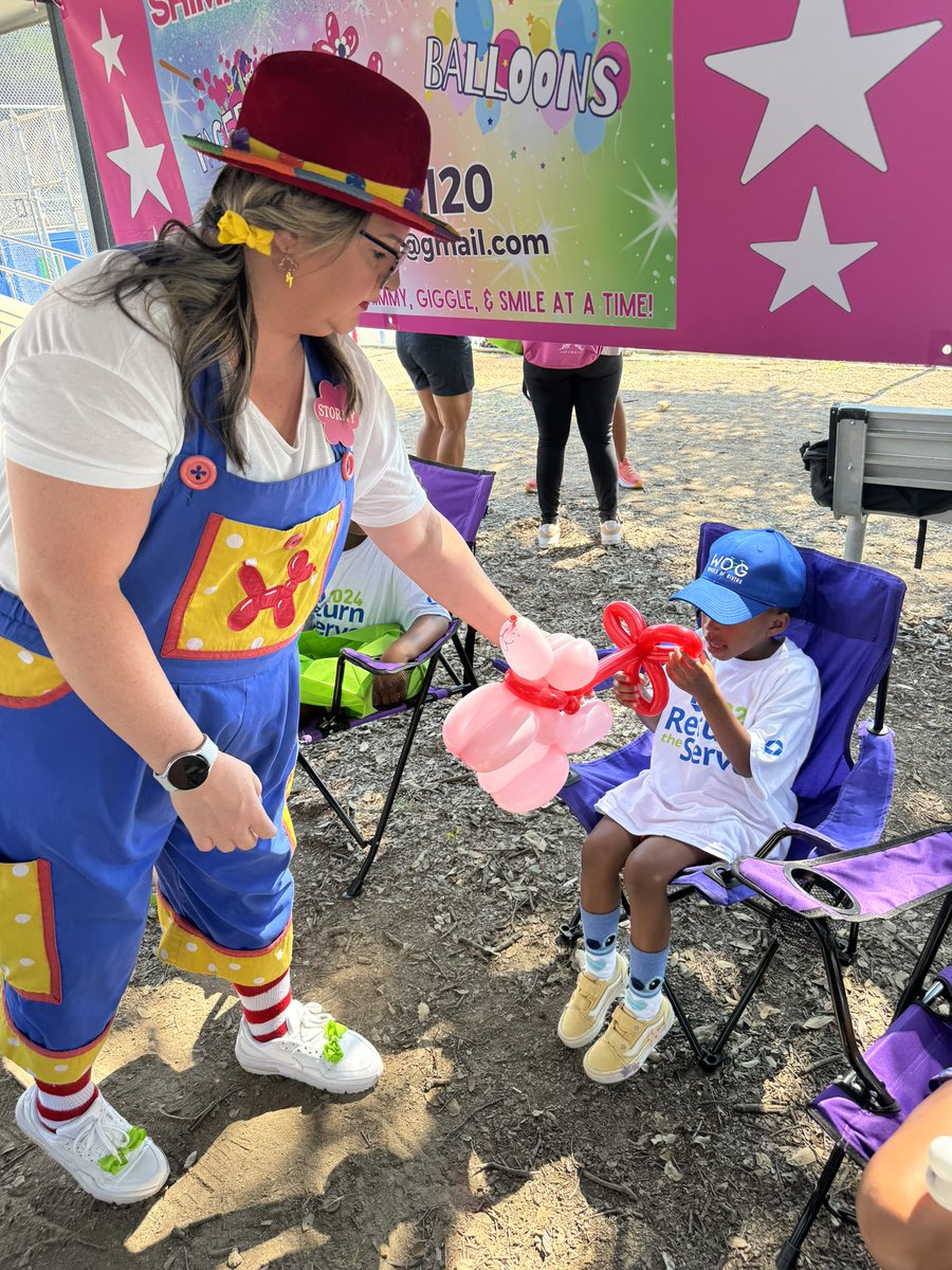 our little ones having sooo much fun on and off court!! 🥹

with face painting and balloon animal making… what more could you ask for?? 🎨🎈