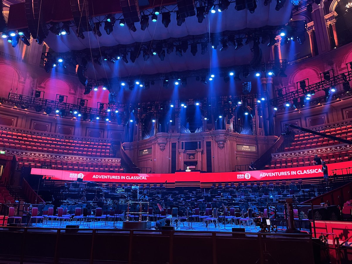 PetrocTrelawny's tweet photo. one hour to go #FirstNightofTheProms2024 @bbcproms @BBCRadio3 @BBCSounds @RoyalAlbertHall https://t.co/P4eTGZvl80