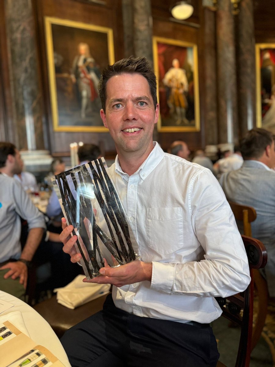 AndrewCarter21's tweet photo. Big afternoon ⁦@ChapelDownWines⁩ congratulations ⁦@JoshDSpire⁩ and team. 🍾 https://t.co/xKpRo8dWbB