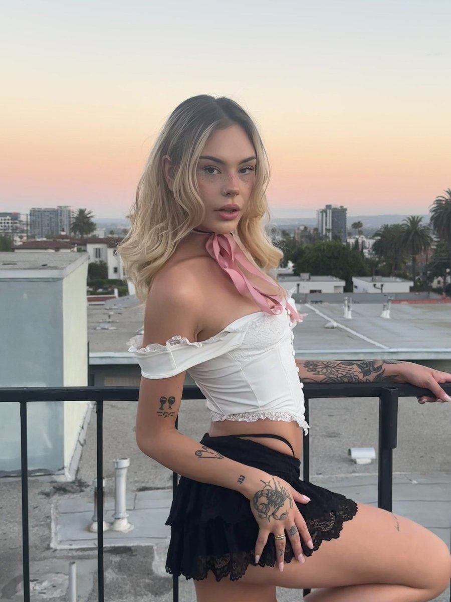posting here b/c instagram insists on riding my dick &amp; banning me every 2 days…and all i do on there is share poetry and be hot 😭 &lt;/3