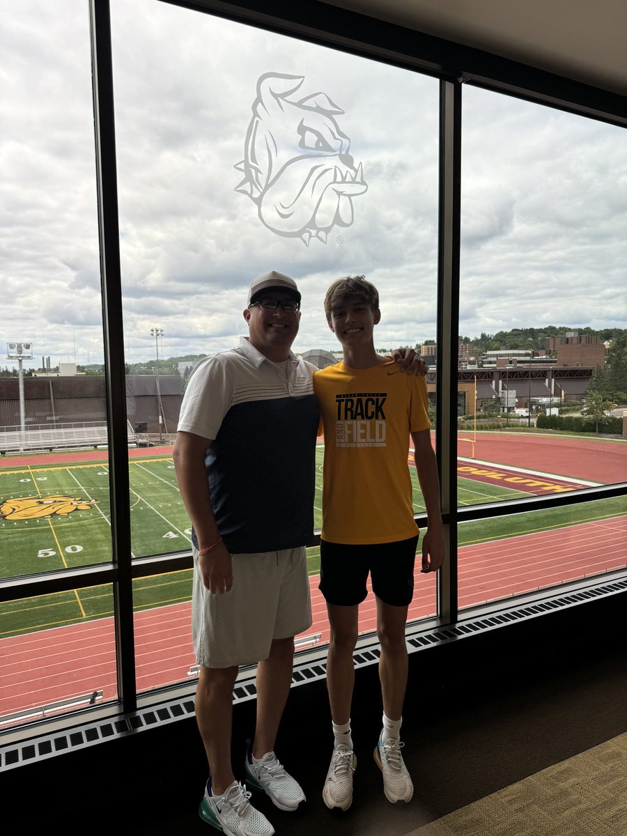 tbauschelt1's tweet photo. Great to visit @UMDTFCC Grateful for the warm welcome and looking forward to exploring the campus in the fall! #CollegeVisit #godogs https://t.co/B5bzDKvS3S