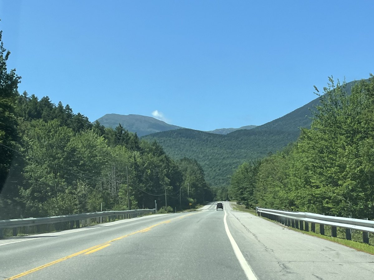 MarcHurBoston's tweet photo. Looks like I took a good day to not have to work. #PinkhamNotch https://t.co/3bo2RK4RPa