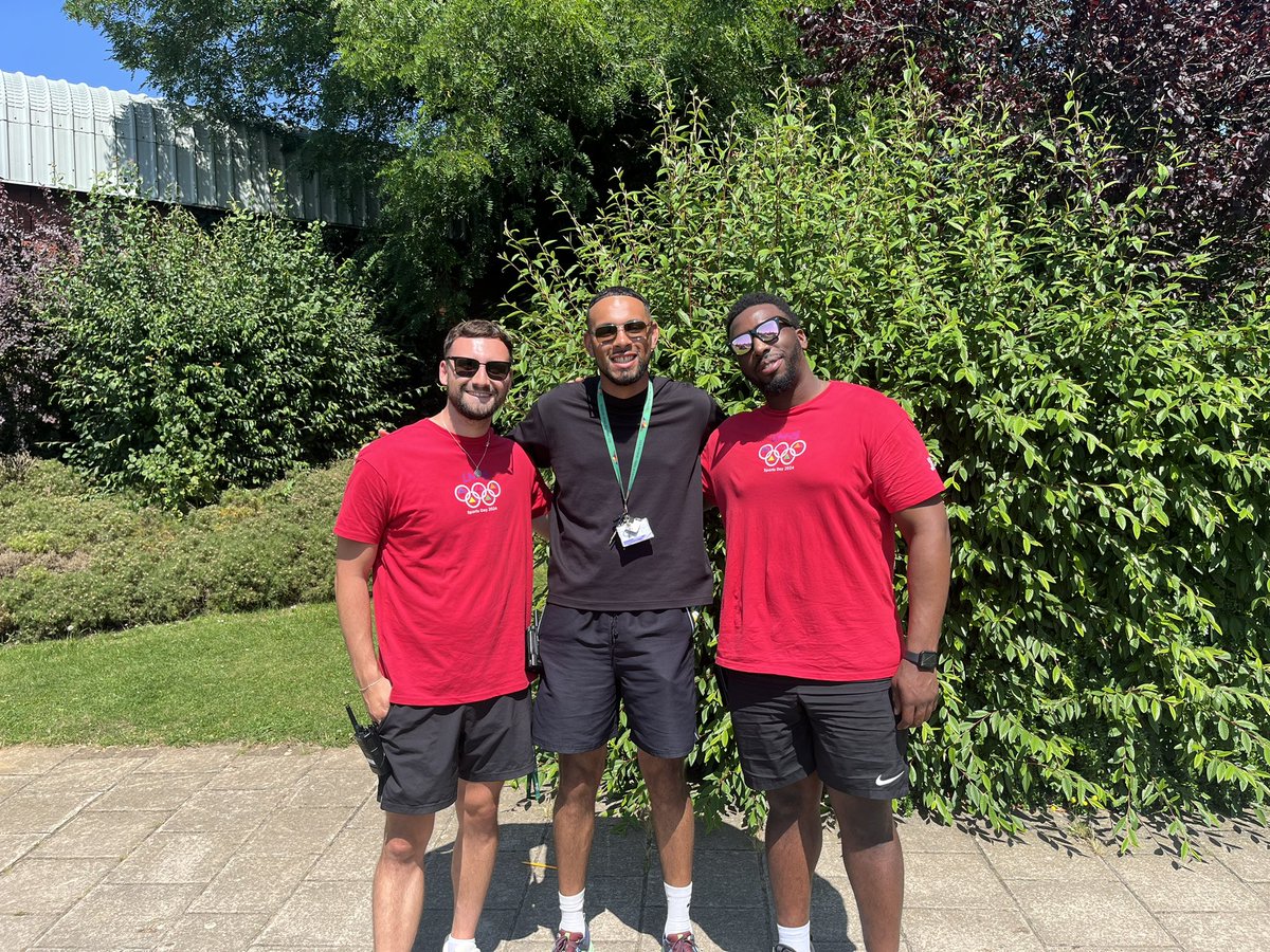 Owen Malcolm tweet media