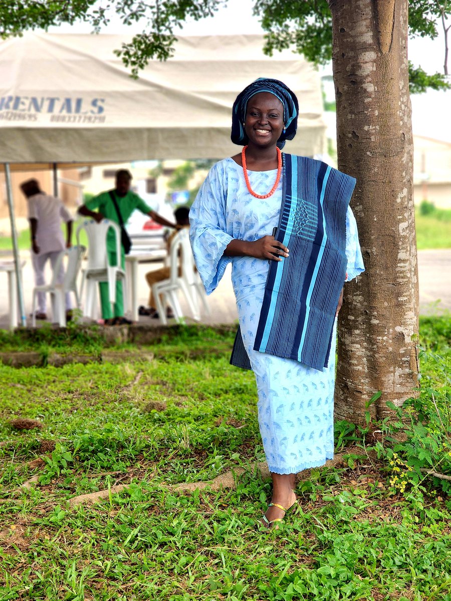the_avoe's tweet photo. Fyb Week Day 5 - Cultural dayyy 🎉
It's about time we wrap this up🥳
I decided to go a few generations earlier infusing some Gen Z shenigans anyway say Hello to the latest Iyalode🤲😹
#funaabfyb #ojudefunaab #tradday
#CulturalHeritage https://t.co/5pkH8PhZPE