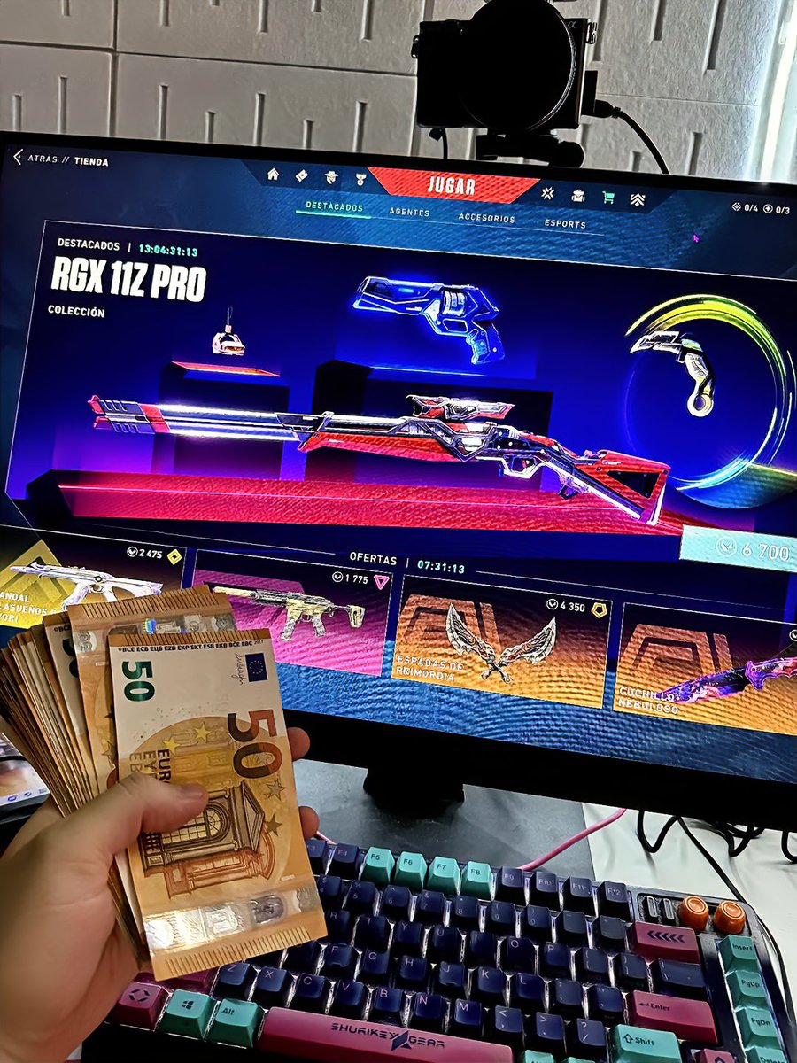 NickyESD's tweet photo. ⚡️ GIVEAWAY / SORTEO PACK RGX 3.0 ⚡️

✨ Para participar
1️⃣ Follow @NickyESD
2️⃣ RT + Like al tweet
3⃣ Tag a 2 amigos bots de #Valorant 🙄

Sígueme en mi canal de twitch (#relyk) y/o en mi instagram para estar pendiente al ganador. 😊 https://t.co/1k6G0Tlzvw