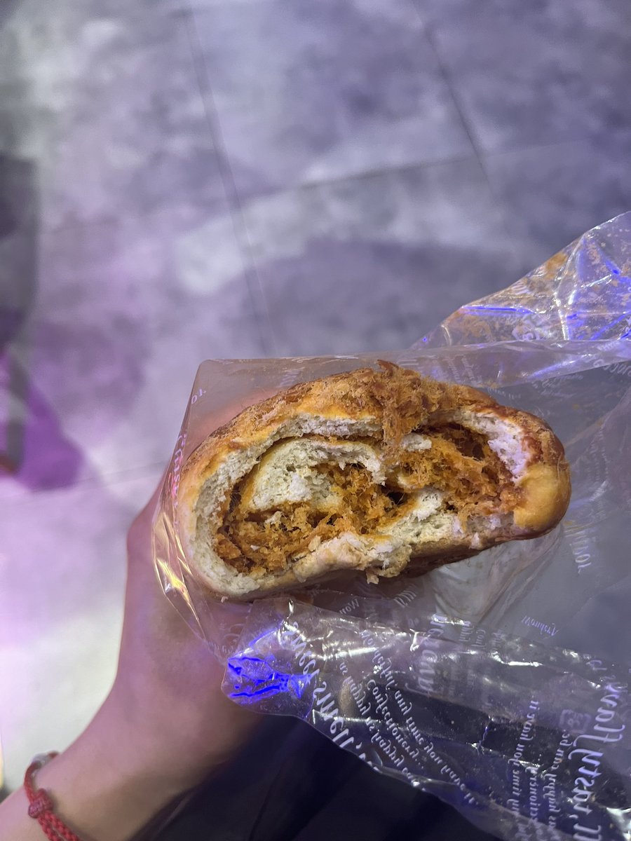 preloading0624's tweet image. 食欲突然又控制下来了…看来我对药物的适应度大概也就是半个月出头。最近还去了山姆（其实就是前天啦）、吃了超大披萨切角和牛肉卷。真的好喜欢吃，希望啊美丽卡的山姆也有牛肉卷。啊唯一怀念啊美丽卡的食物就是fast food了，披萨汉堡和卷饼真的好喜欢w