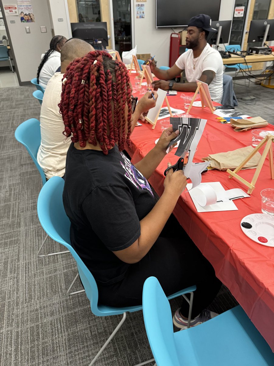 Tiffany Ramos Castillo tweet media