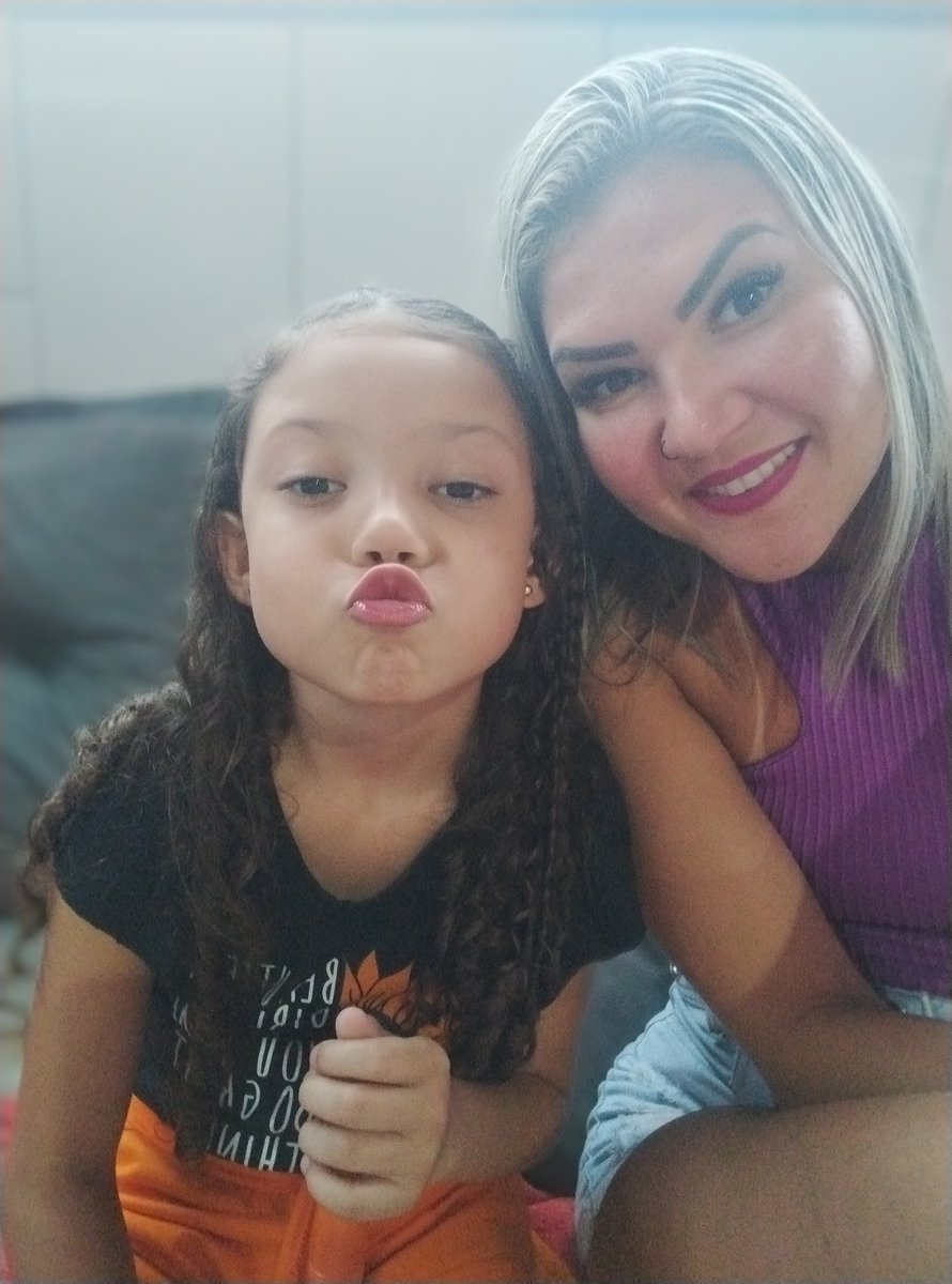 natylora88's tweet photo. Ela é a vidinha da mamãe dela 🥰 https://t.co/l9p90Gb8LH