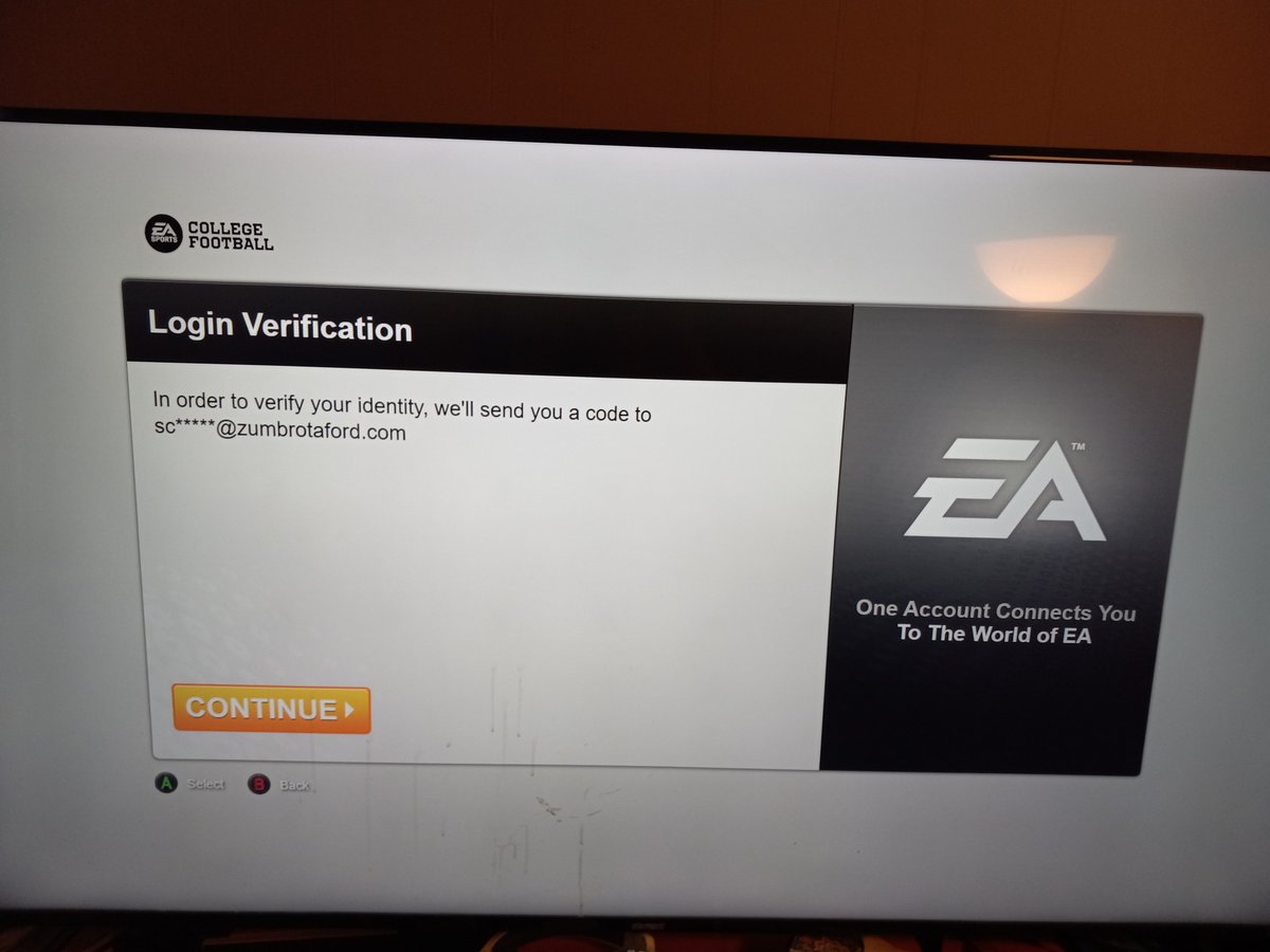 samueljacob45's tweet photo. @EASPORTSCollege I would love to play but it won't let me. This email doesn't exist anymore. https://t.co/sA3LgDWher