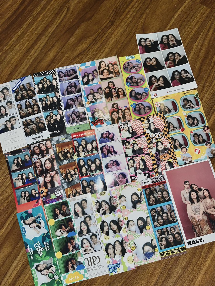 gasabar buat nempel semua photo strips ini di kost baru aku hihi <33