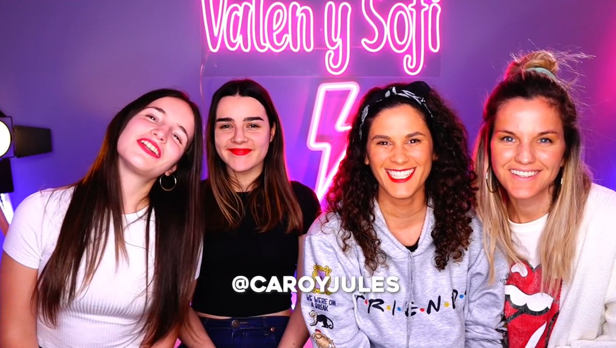 8 años haciendo magia✨ 

#valenysofi #Youtube