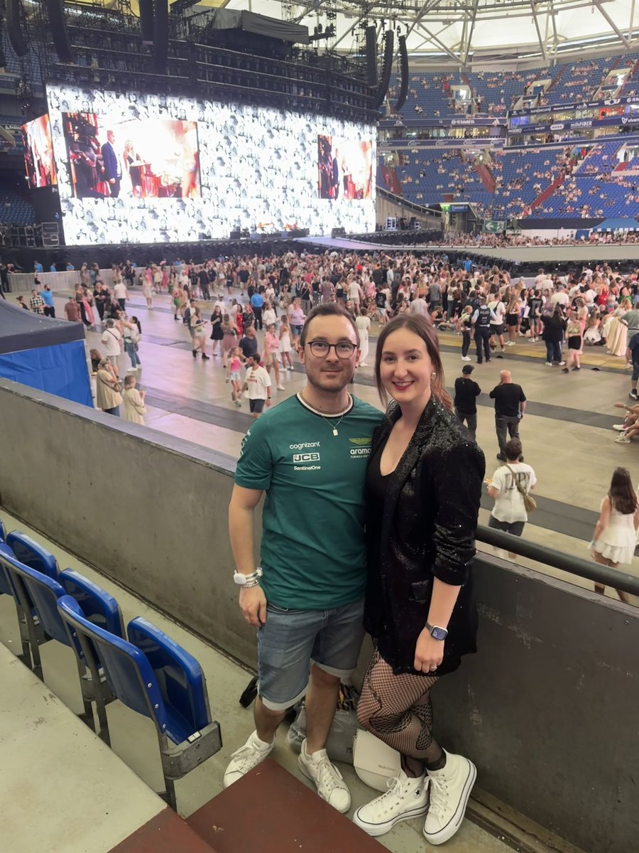 SeasideSari's tweet photo. @taylornation13 He is my Aston Martin and I‘m his Endgame 🖤
#GelsenkirchenTSTheErasTour https://t.co/cJMKBwZkBP