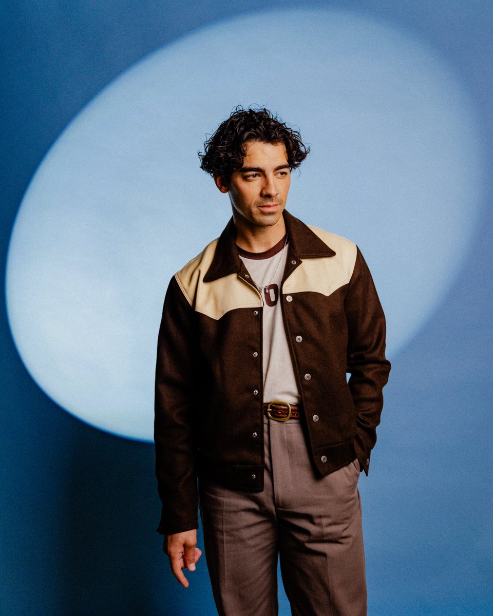 I know the Joe girlies aren't hungry... because today we're being FEDDDDDD🤪💖🔥 <a href="/joejonas/">J O E  J O N A S</a> 

📸: Rachel Kaplan
🎧: ihr.fm/XJoeJonas