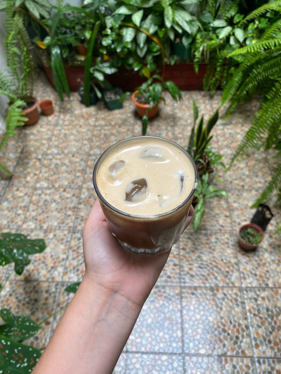 mangorotadorr's tweet photo. A petición del público (yo) les dejo un hilo de cafecitos muy bonitos en la Ciudad y un poco más lejos 🫵🏻🫵🏻🫵🏻

Por si les gusta pasar un ratito solos en algún lugar tranquilo o pasarla bien con sus amigos. 

Les dejo los siguientes: https://t.co/povYstz0HK