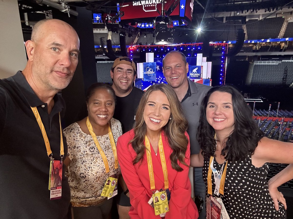 JuliaBenbrook's tweet photo. RNC coverage. ✅ #CNN #Newsource https://t.co/iaf6Jhu5K2