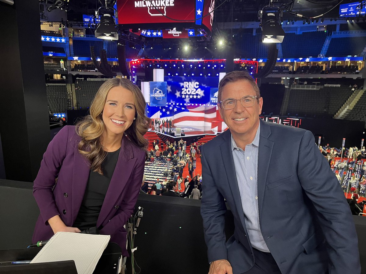 JuliaBenbrook's tweet photo. RNC coverage. ✅ #CNN #Newsource https://t.co/iaf6Jhu5K2