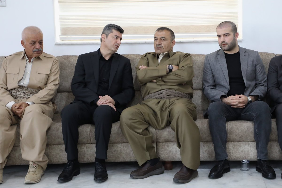 forces_command's tweet photo. LTG #Sihad_Barzani commandant of the #1st_support_forces_command and several officers from our command in Duhok city attended the funeral of (Redir Tatar Beg Nerwayi) ,the brother of Dr. Ali Tatar, Governor of #Duhok. They extended their condolences to the bereaved family. https://t.co/Mx9xblUKMD