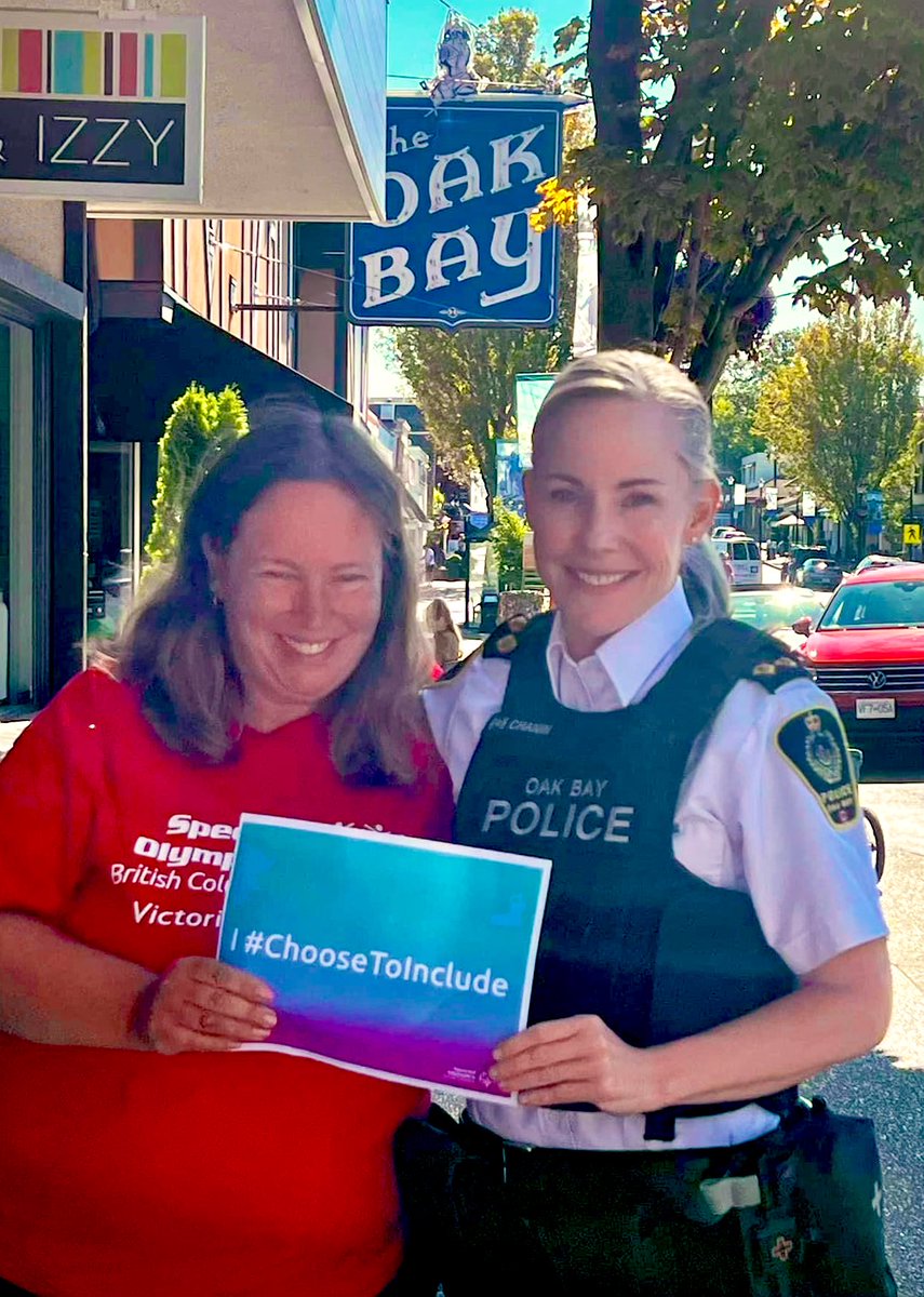 OakBayPolice's tweet image. This week is Special Olympics BC - Victoria Global Week of Inclusion. A time to acknowledge the difference we make when we #ChooseToInclude 
OBPD  is proud to support  Special Olympics BC.Everyone deserves to be included.