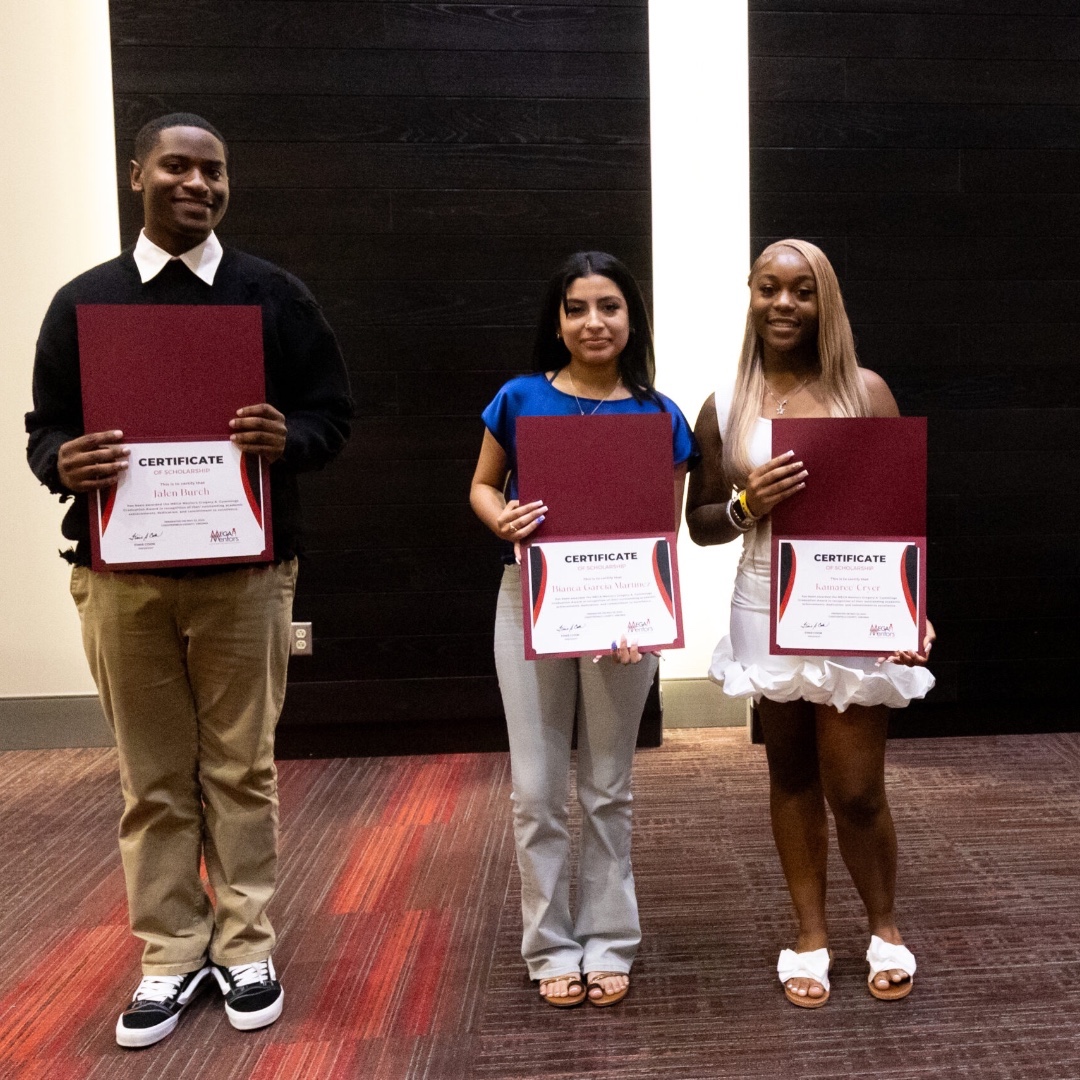 MEGAMentors's tweet photo. Reliving the highlights from our MEGA Mentors Excellence Awards in May! 🎉 We celebrated our outstanding mentees and mentors. Thank you to everyone who made this night unforgettable. Together, we're making a difference!  #MEGA2024 #MentorshipMatters #CelebratingExcellence (2/3) https://t.co/ljC5AXDFHO