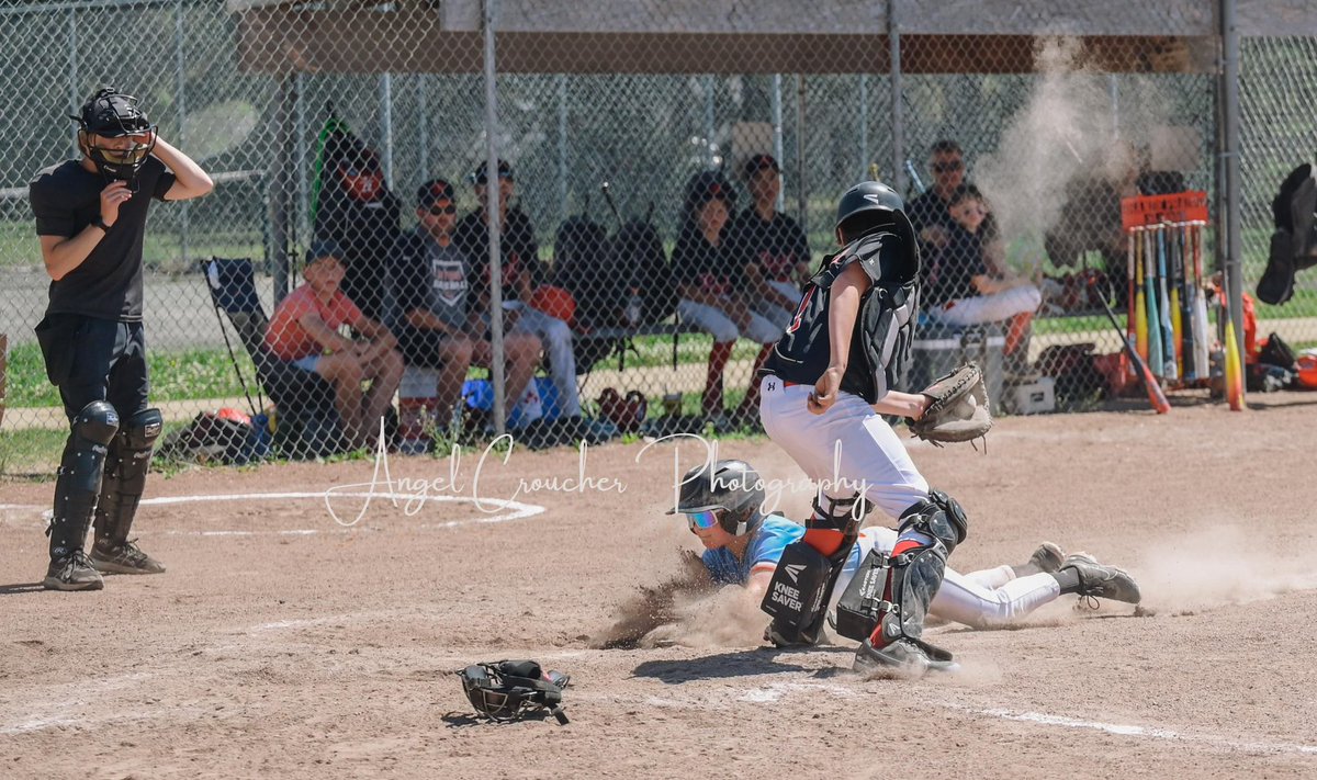 KingCalvin98's tweet photo. Fun in the sun #Kinger3.0.  He is having a time this summer! #OG https://t.co/Xy5QvpMJZB