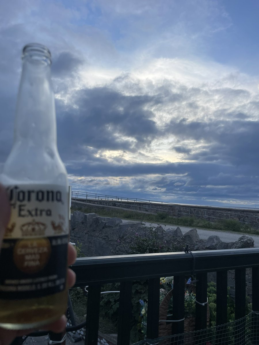 GMTomWeate's tweet image. Out of office on, time for some family time to recharge the batteries, hopefully the sun will reappear during the week 🤞🏻#secondhome