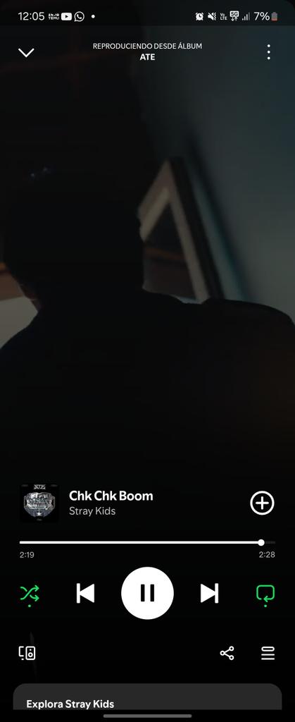 elmo0_0's tweet photo. @infostaycol @Stray_Kids Amando el álbum... amando a los chicos... https://t.co/d3xvfBZ9gA