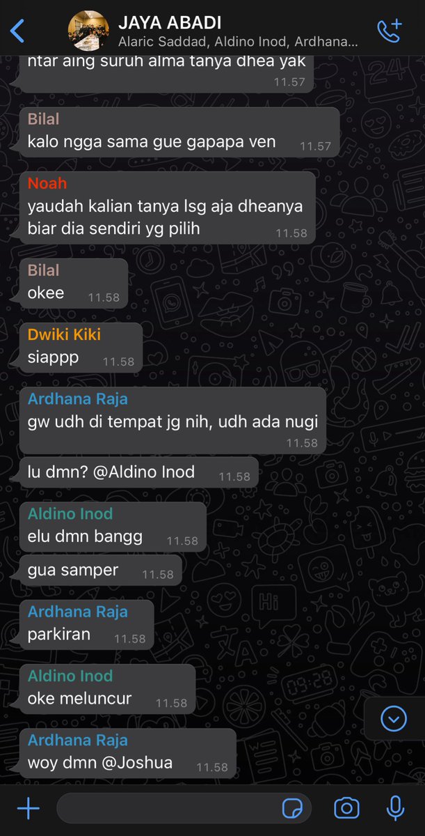 soleilef's tweet photo. masih huru hara geng solid https://t.co/XOrwUOzPx0