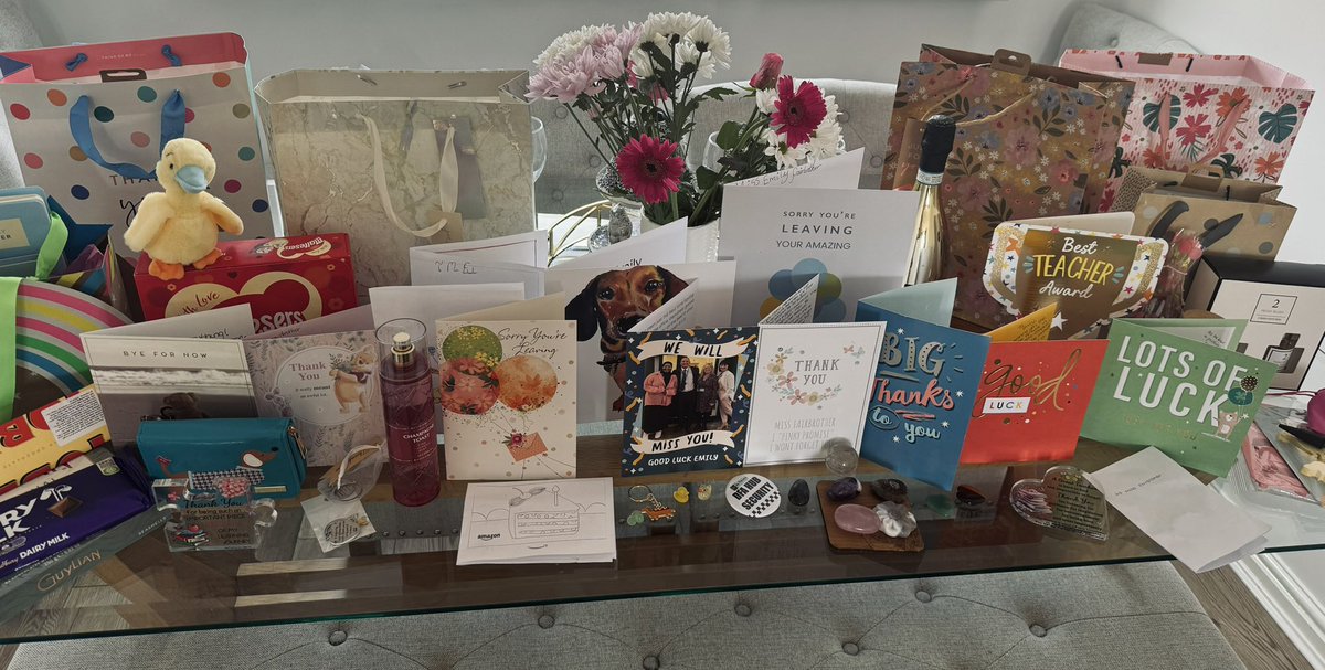MissFairbrother's tweet photo. Today marks the end of one journey and the start of the next - Forever grateful for the opportunities I’ve had @deferrers . 

I can’t thank everyone enough for their kindness and generosity! Safe to say the people I’ve met will hold a special place in my heart ❤️ https://t.co/dDGDSdeuiW
