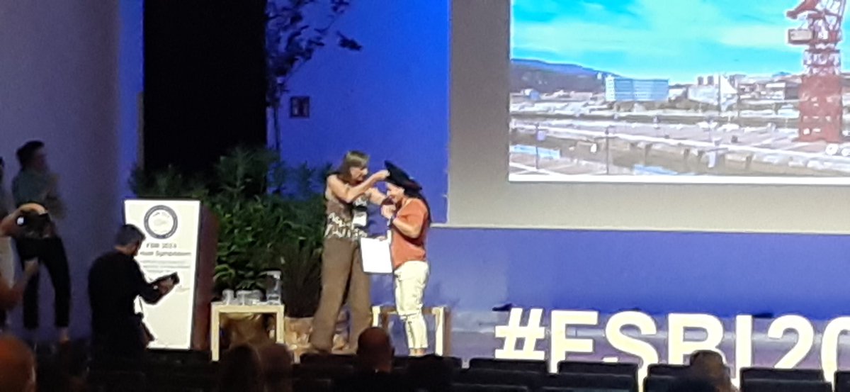 Sarah Salisbury tweet media