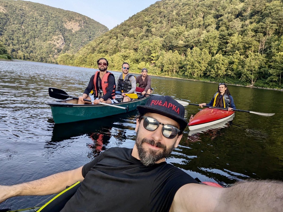 Lucien2727's tweet photo. Fun times at the #delawarewatergap. Some canoeing and kayaking to restore health https://t.co/2cxmcPDsMi