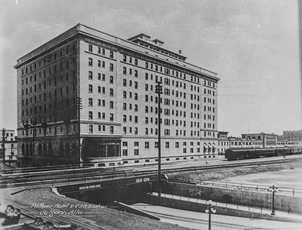 Palliser Hotel and C.P.R. Station, Calgary, 1920s (A13904).