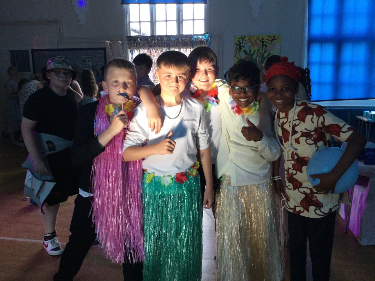 Year 6 Spire Junior School tweet media