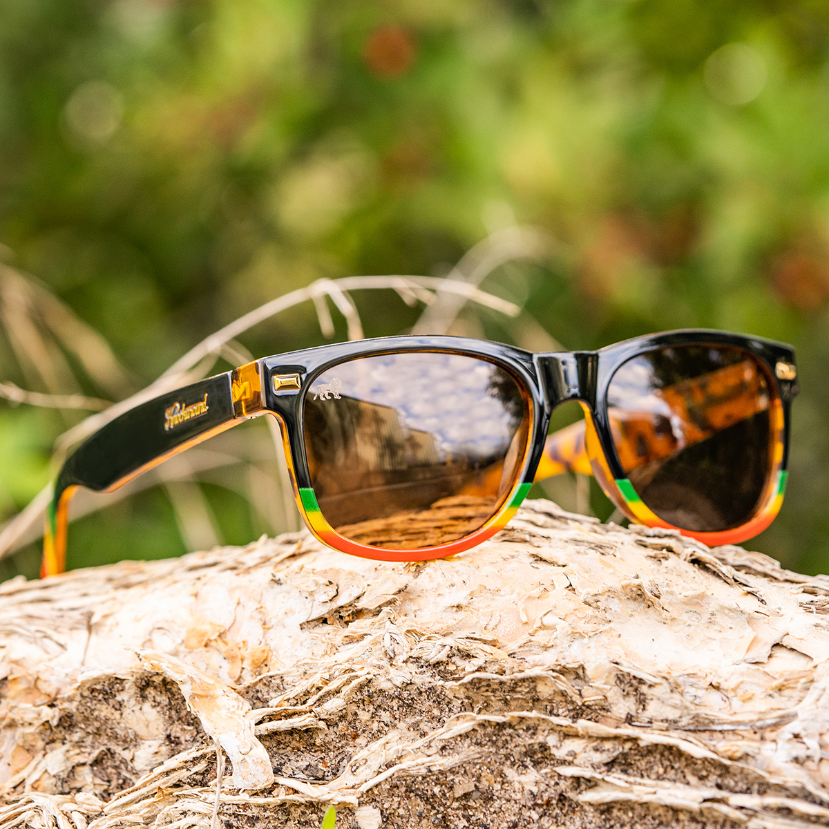 Knockaround's tweet image. 📣 Back In Stock!

These fan-favorites flew off the shelves last time, and we don't expect them to last long. Don't wait too long—secure your pair before they're gone again! bit.ly/3zLxVXY

#knockaround #sunglasses