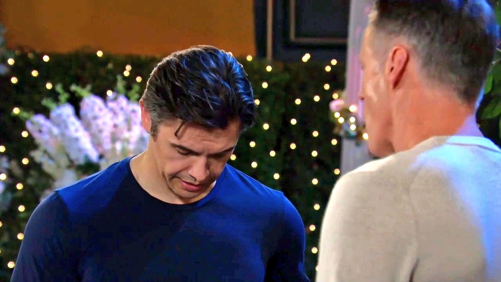 brianne1017's tweet photo. Jack reminds Xander that he stole Abigail's legacy away from her. Xander seems genuinely sorry about it, but Jack won't let him get a word in. "I hope this double wedding goes better than your last one." #Days #Xack #XackAttack @PaulTelfer @matthew_ashford https://t.co/0oaPlpFyPL