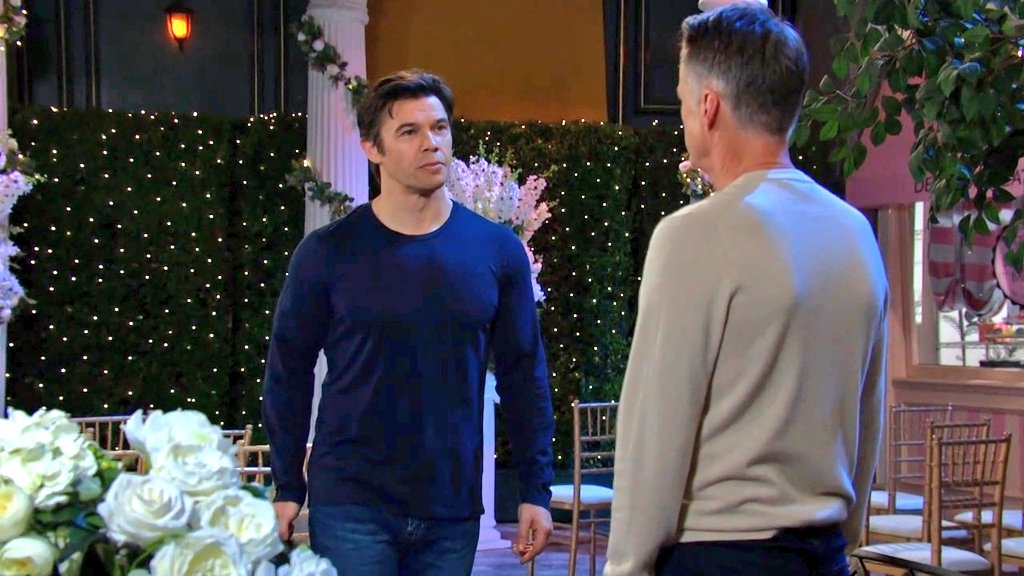brianne1017's tweet photo. Xander is pleasantly surprised to see Jack in town. He explains he's there because Abby's grave was exhumed & her casket was empty. Xander is confused, but Jack doesn't want to talk about it. Xander hopes Jack gets good news. #Days #Xack #XackAttack @PaulTelfer @matthew_ashford https://t.co/CyFgU9Zdju