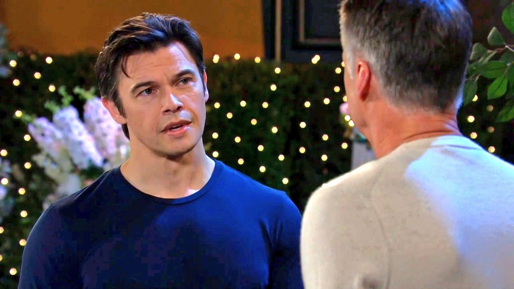 brianne1017's tweet photo. Jack points out that both Xander & Gwen did okay after their disaster wedding - after all, they blackmailed the Spectator away from Jack & Jennifer. Jack starts to walk away, but Xander says, "Take it back." #Days #Xack #XackAttack @PaulTelfer @matthew_ashford https://t.co/BnmGeZSV0n