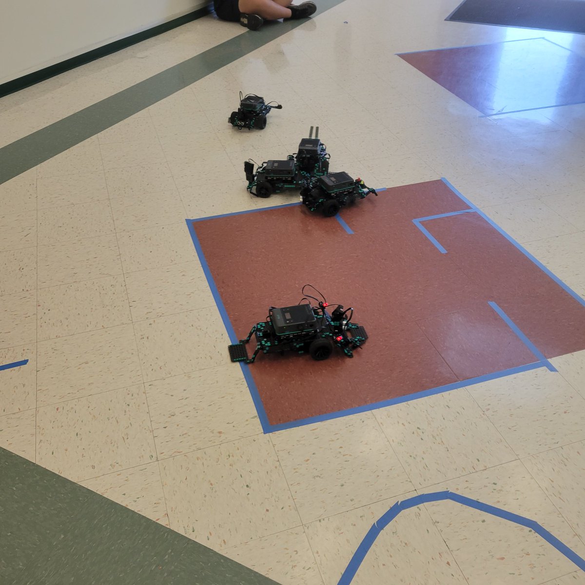 Last day of Robotics class means lots of Battle-bots! <a href="/GetPiTop/">pi-top</a>