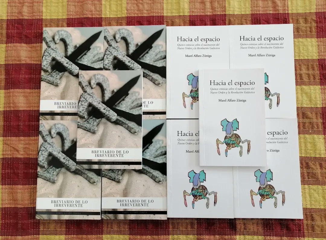 AlfaroMarel's tweet photo. ¡Ya estamos aquí! ¡Festival literario! 🤖📚🚀✨
Posdata: ¡no se lo vayan a perder! 🥳
#FestivalLiterario
#SPS
#Diunsa
#PlazaPedregal https://t.co/F6NjJdAl7p
