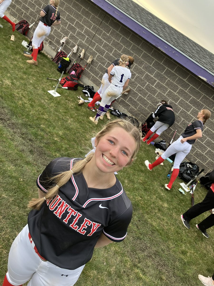 Huge congratulations to Meg Ryan on receiving NFCA First Team All American Honors!  
Such an incredible accomplishment