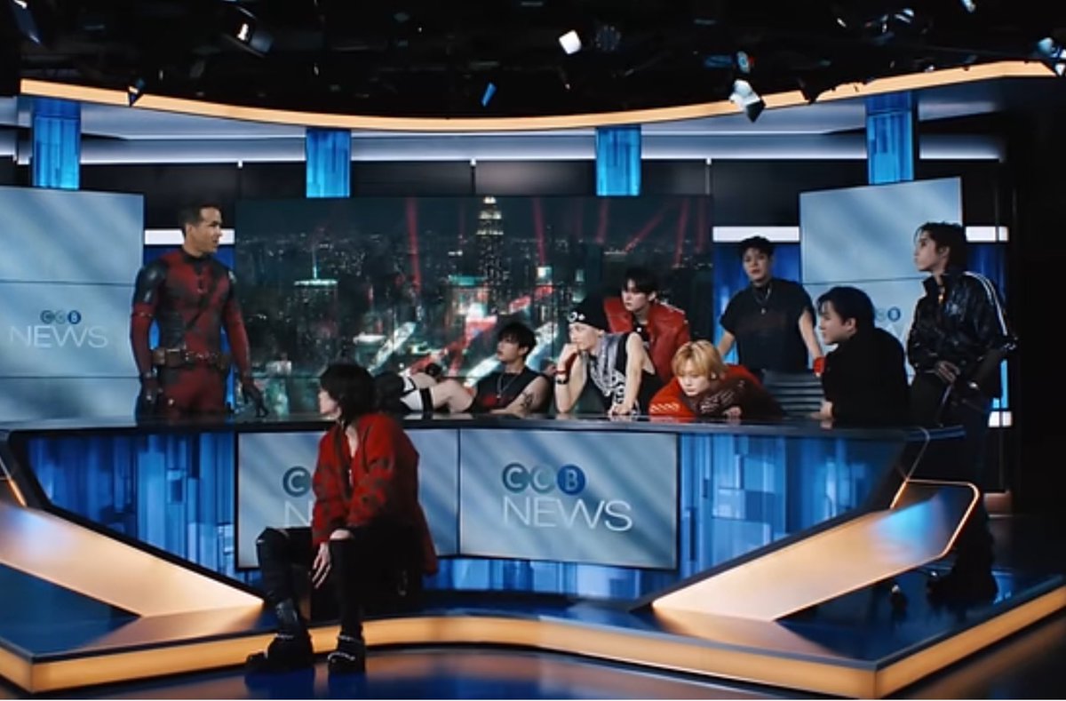 DiscussingFilm's tweet photo. Hugh Jackman and Ryan Reynolds have appeared in Stray Kids’ “Chk Chk Boom” music video.

🔗: https://t.co/38AFRfUBc8 https://t.co/z6oaOjWeOp
