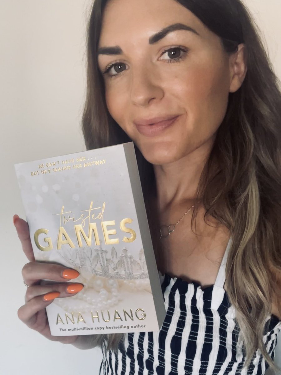 NACooperAuthor's tweet photo. some recent favourites:

• the Twisted series (Ana Huang) 
• The Last Goodbye (Tim Weaver)
• Impact Winter 🎧 Audible Original
• The Secrets of Flowers (Sally Page) *advanced copy https://t.co/ScPGyZuudM