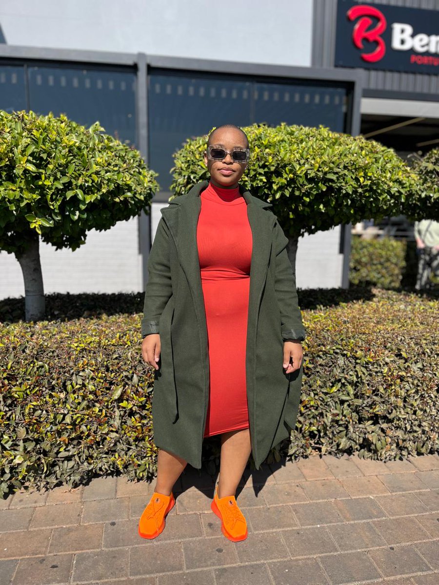 LeLo23809574's tweet photo. Bright day🧡 https://t.co/y3hro57e8X