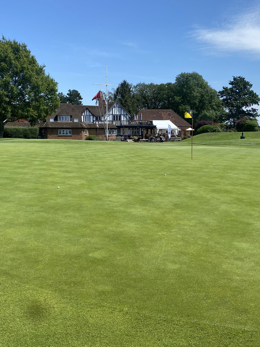 Springettliam's tweet image. Superb day @TandridgeGolf course in incredible condition 👏🏻@ScottWeale1987 @Tuckwells_Rob thanks for the invite 🔥