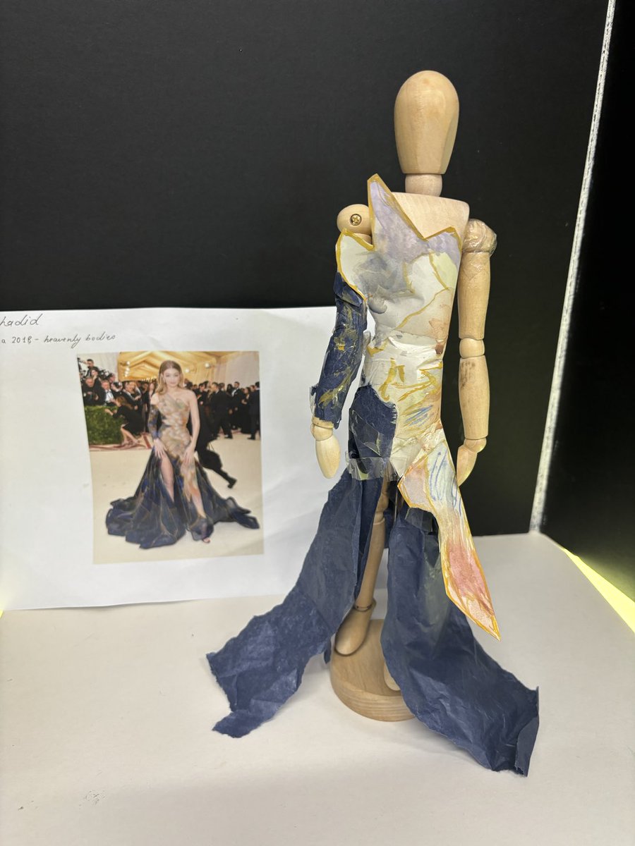 AlbermarleArt's tweet photo. WOW!ππMy last ever Textile lesson at SKSπYr9 recreated these iconic paper only #metgala garments with a problem solving and can do approach! #gcsetextiles β¦@metmuseumβ© #metgala β¨β¨β¨β¨β¨β¨β¨ #inspired https://t.co/cgQT15fJWS