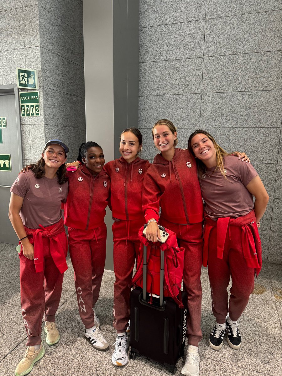 We’re on our way 😍✈️