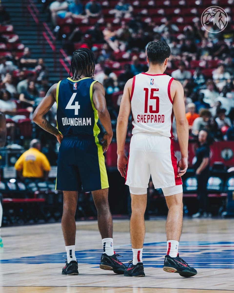 BarstoolUK's tweet photo. I feel like Rob and Reed https://t.co/6q2zJudzsT